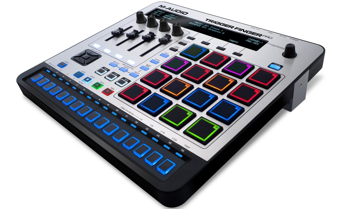 Professional MPD232 USB Controller and Sequencer